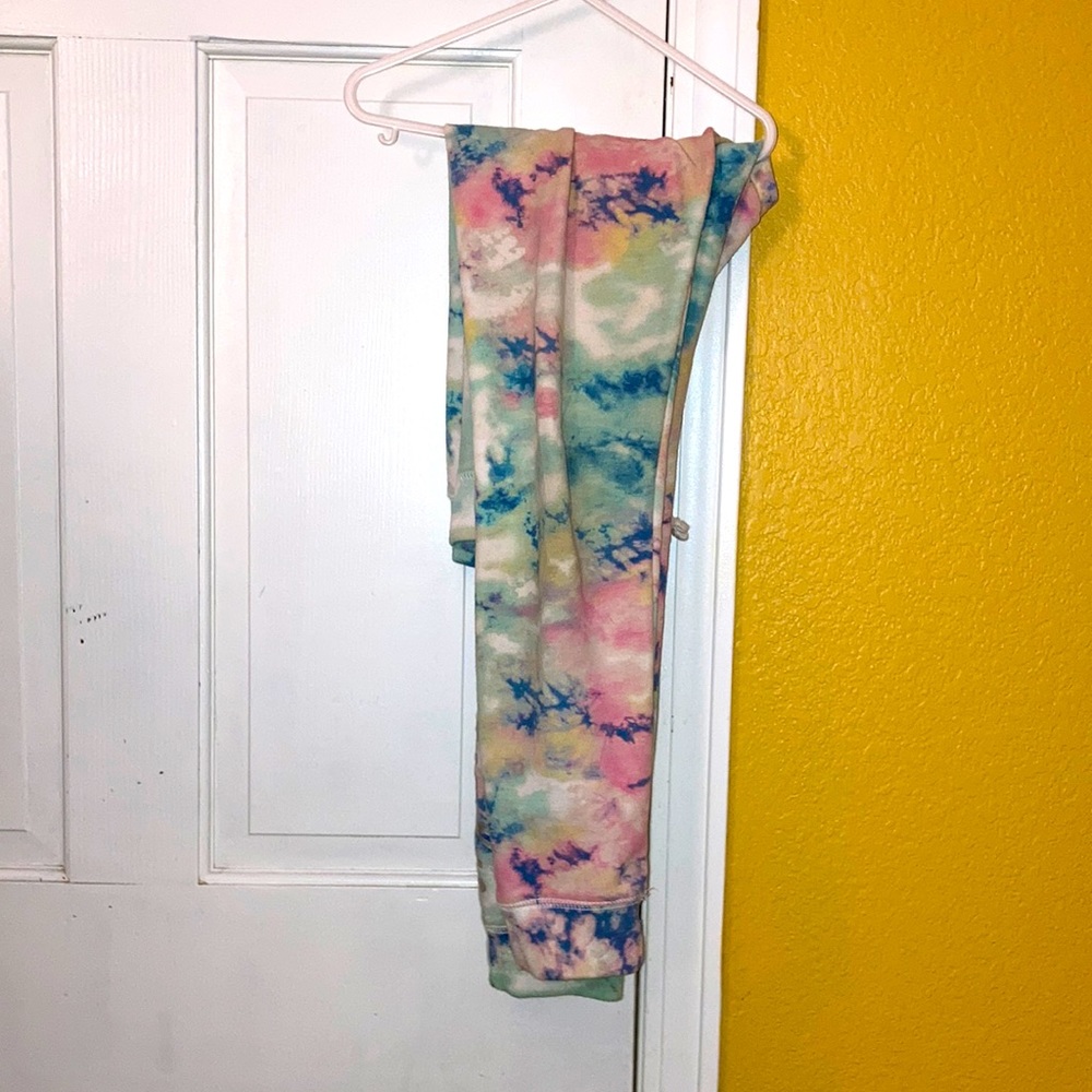 Tie-Dye adorable sweatpant and sweatshirt set